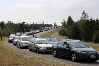 Laikas: kai kuriems poilsiautojams spūstyse teko stovėti iki 2 valandų.