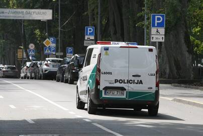 Prasidėjo: šiltuoju metų laiku į Palangą atvažiuoja ne tik poilsiautojai, bet ir nusikaltėliai, todėl policininkams vasarą – didžiausias darbymetis.