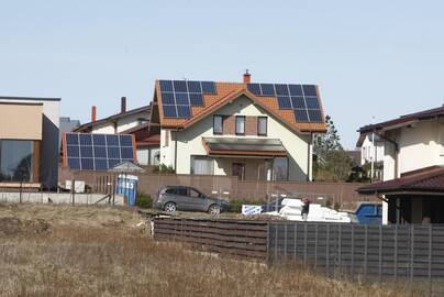 Planai: gyvenamųjų namų ir blokuotų kotedžų gyvenvietėje Mažojoje Kalotėje statomi itin aukšto energinio naudingumo klasės namai.