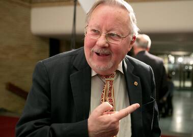 V. Landsbergis