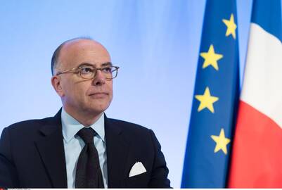 Bernard'as Cazeneuve'as