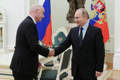 Gianni Infantino ir Vladimiras Putinas