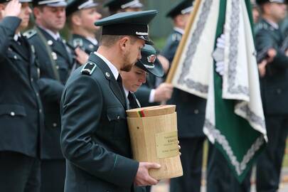 Nušautas pasieniečių šuo Ramzis buvo kremuotas