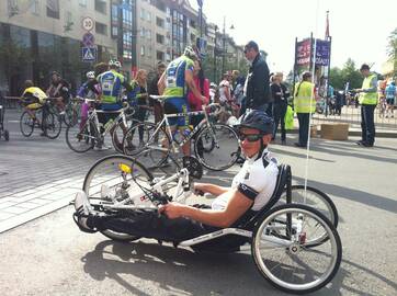 Užsispyrimas: kojų nevaldantis V.Kinčius sėkmingai dalyvauja dviračių  maratonuose.