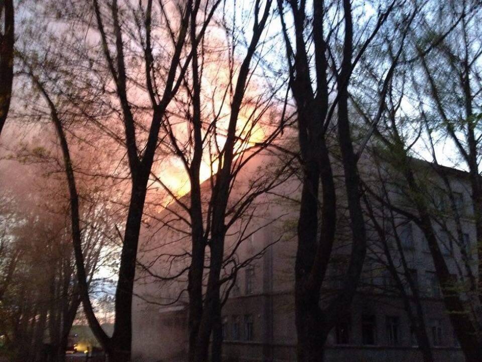 Degė buvęs moksleivių saviraiškos centras