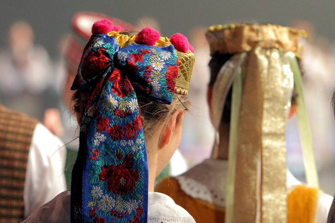 Studentiškas tautinių šokių festivalis „Ei, studente, sukis vėju!“