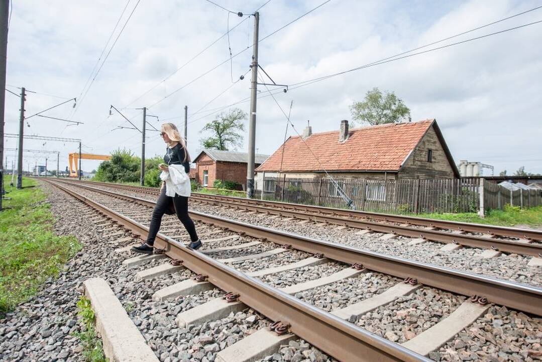 Geležinkelis Palemone