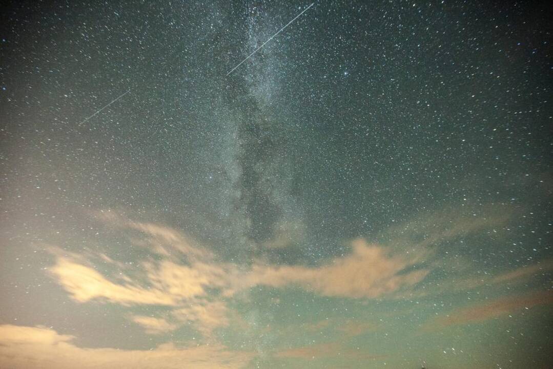 Naktinis dangus