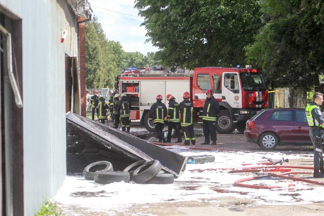 Gaisras ir dujų nuotekis Vilijampolėje