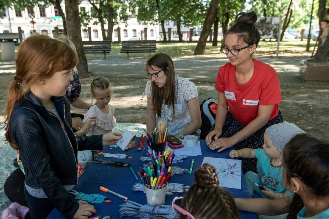 Piknikas Prezidentūros kiemelyje