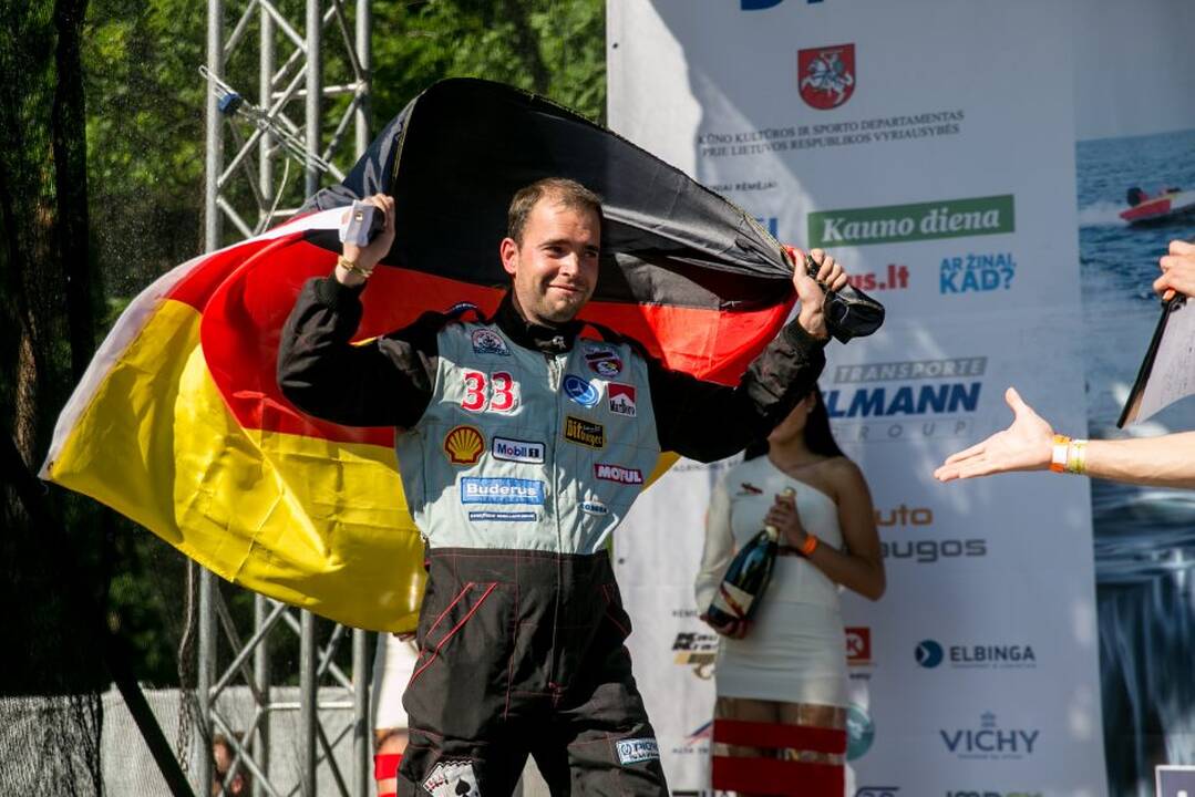 F2 vandens formulių lenktynės