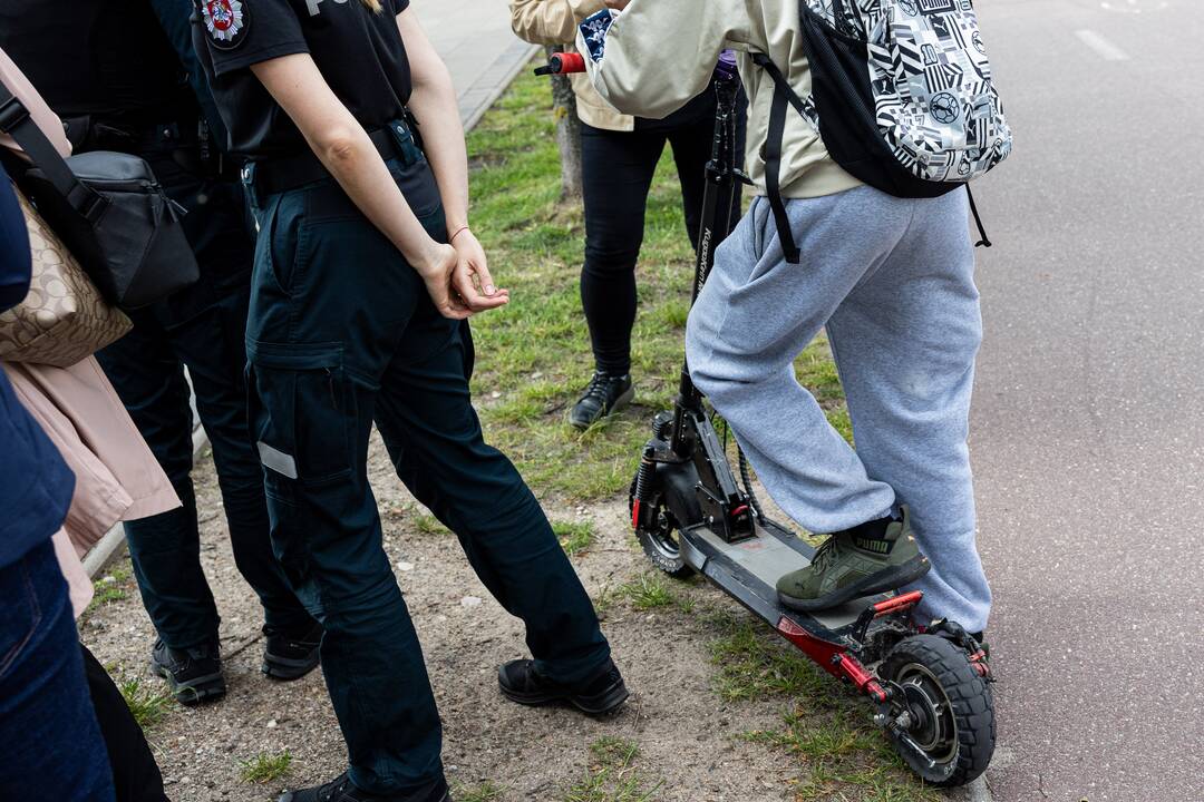 Reidas, skirtas nesaugaus važiavimo mikrojudumo priemonėmis prevencijai