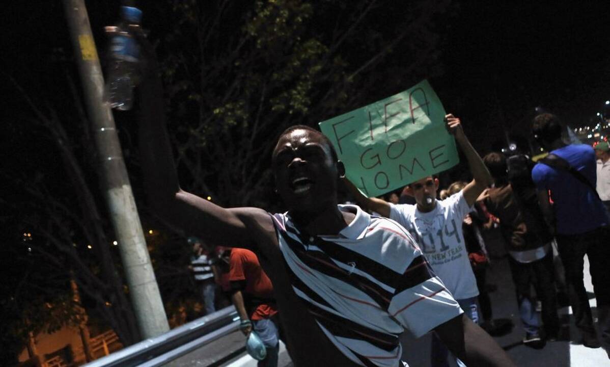 Prieš Pasaulio futbolo čempionatą Brazilijoje – protestų banga