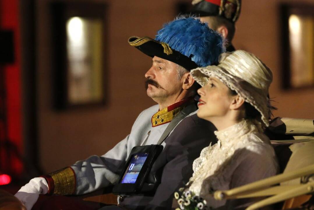 Bosnija simboliškai palydėjo smurtinį Europos šimtmetį