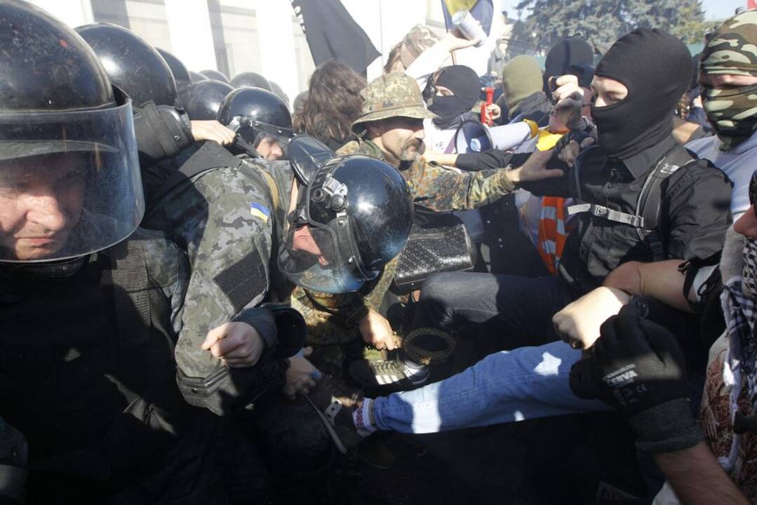 Nacionalistų demonstracijos ir susirėmimai Kijeve
