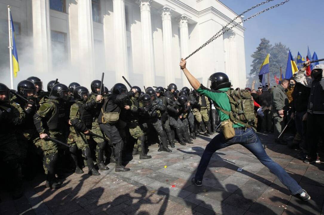 Nacionalistų demonstracijos ir susirėmimai Kijeve