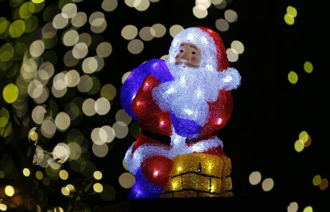 Vokietijos gyventojai namus išpuošė Kalėdoms