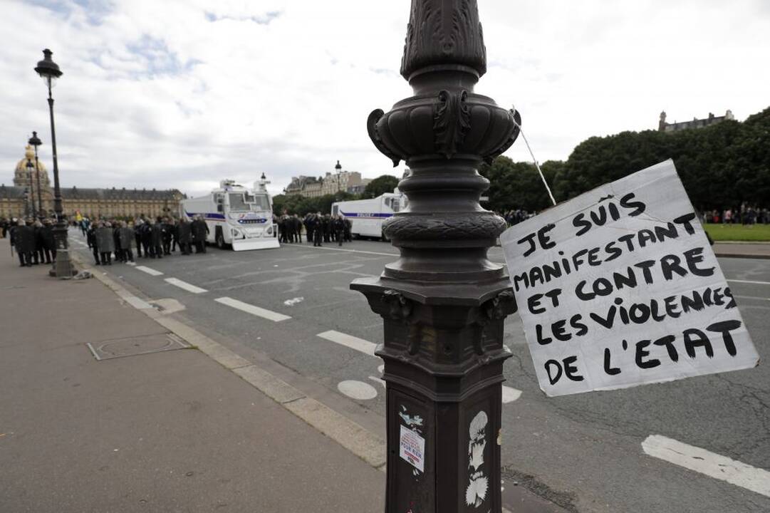 Demonstracija Paryžiuje