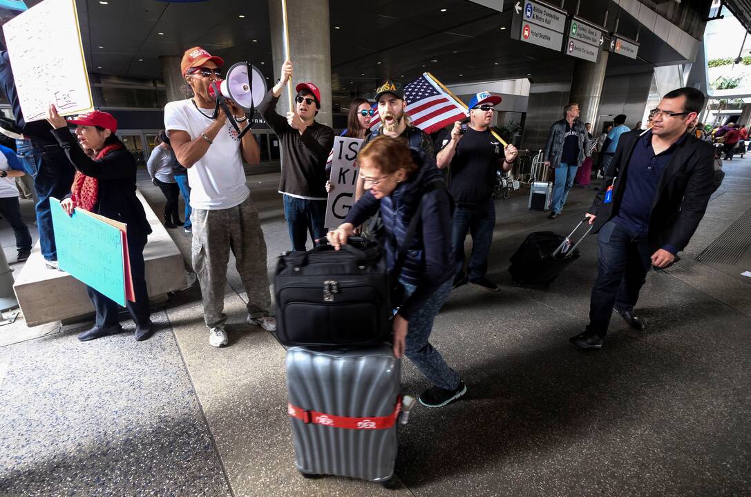 Protestai dėl D. Trumpo imigracijos draudimo