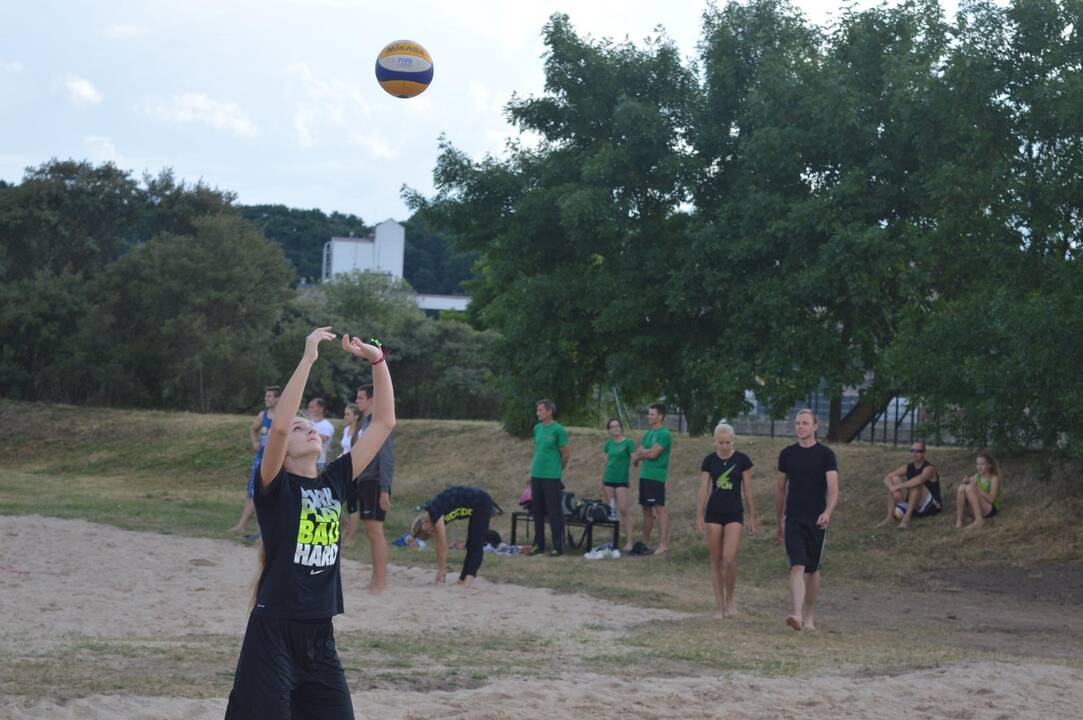 Tinklinio mėgėjai sportuoti galės Nemuno saloje