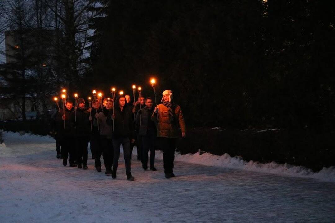 Sausio 13-osios minėjimas „Varpo“ gimnazijoje