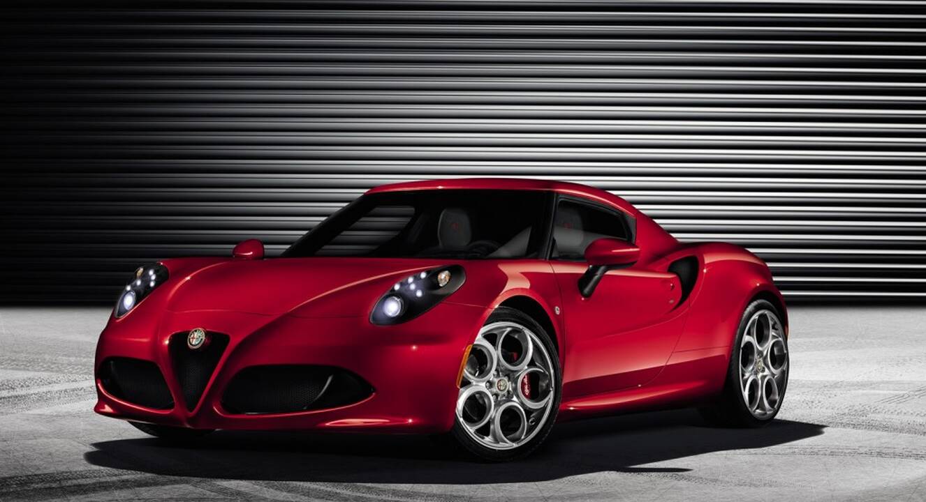 „Alfa Romeo 4C“ Vokietijoje išrinktas geriausiu sportiniu automobiliu