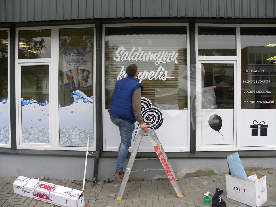 Įsibėgėjo: prieš porą metų veiklą pradėjusi dizaino studija darbo stoka nesiskundžia.