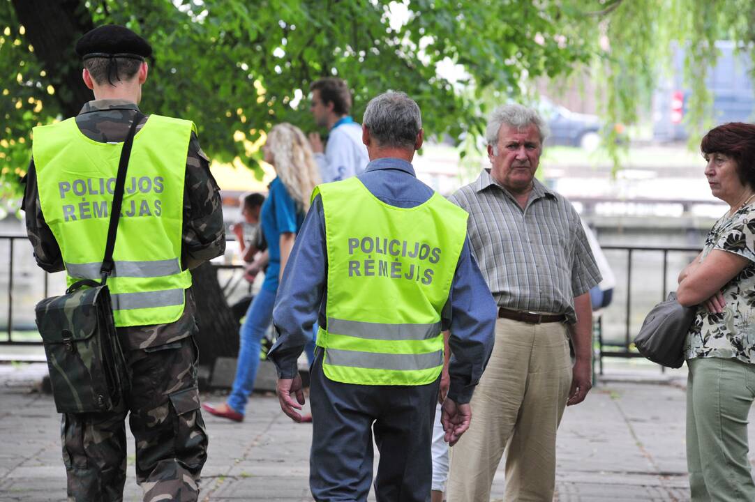 Seimas užsimojo plėsti policijos rėmėjų galias