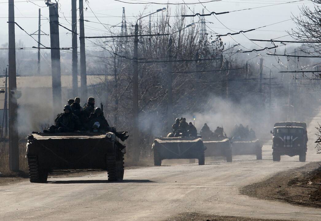 Kijevas nemato galimybių atitraukti sunkiąją ginkluotę iš Rytų Ukrainos