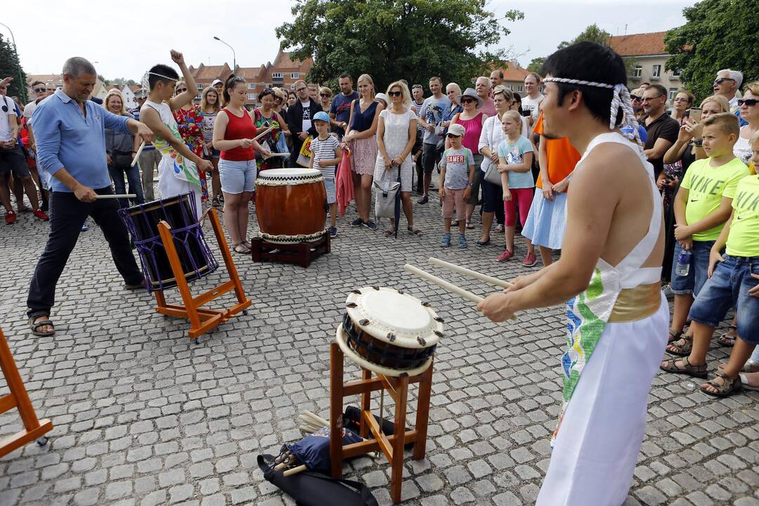 Būgnininkų grupės "Daigen-gumi" pasirodymas