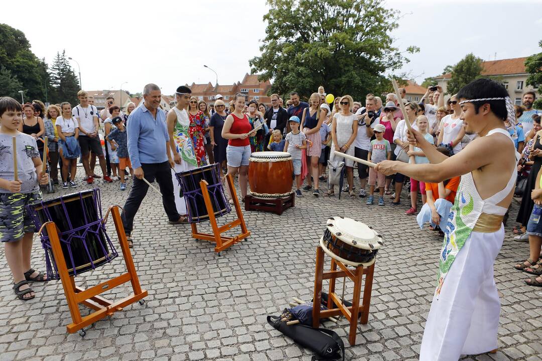 Būgnininkų grupės "Daigen-gumi" pasirodymas
