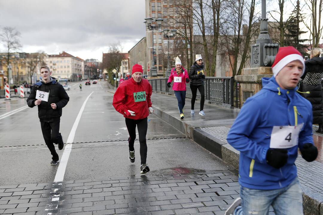 Bėgimas "Padovanok senjorams Kalėdas"