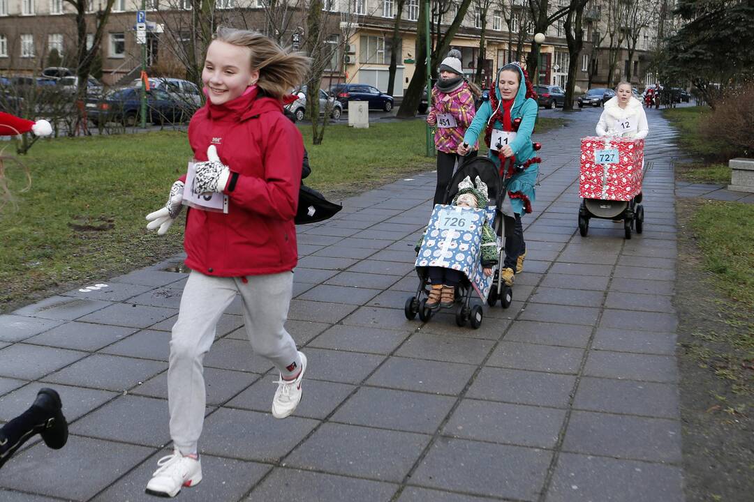 Bėgimas "Padovanok senjorams Kalėdas"