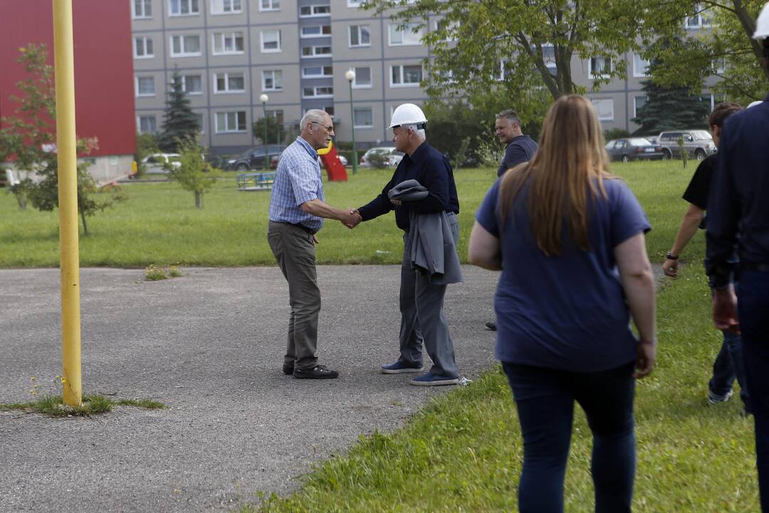 Apžiūrėjo tvarkomą Sąjūdžio parką