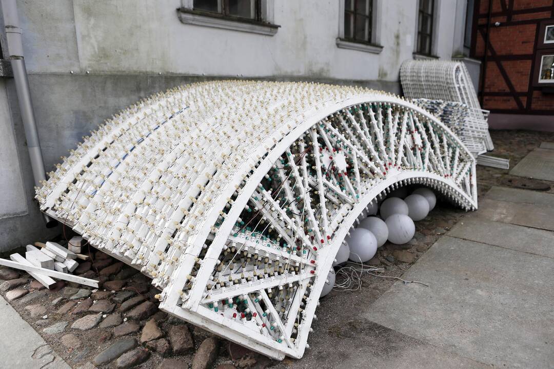 Pasiruošimas Šviesų festivaliui tęsiasi