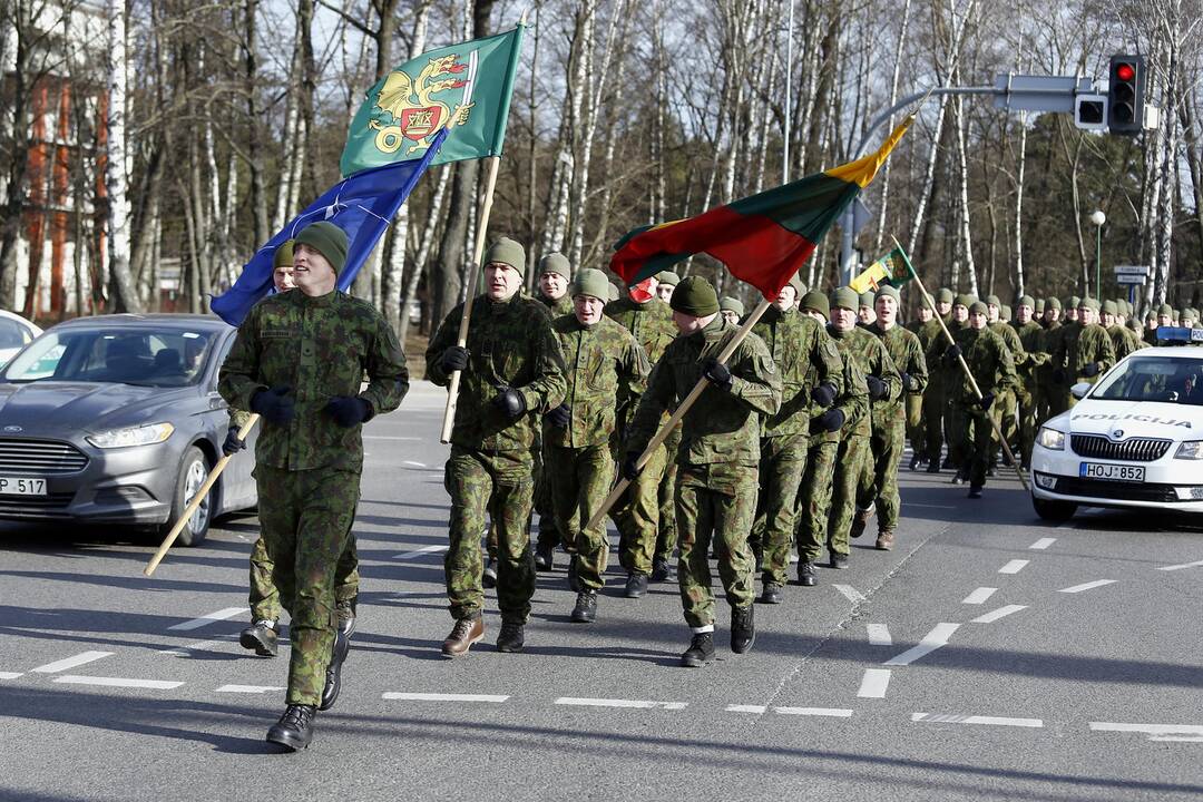 Karių bėgimas NATO dienai