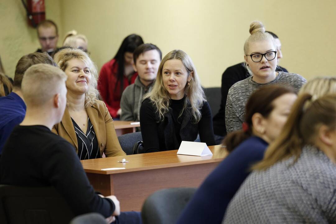 Moksleiviai gilino žinias apie E.Galvanauską