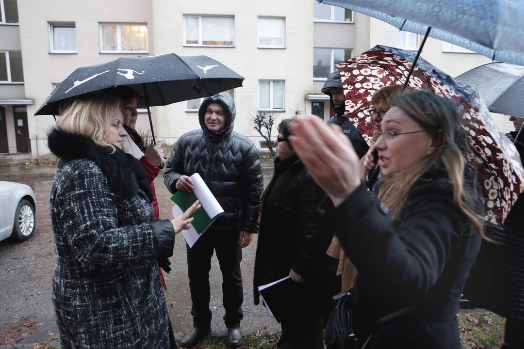 Gyventojai pasipyktino dėl kieme atliekamų darbų