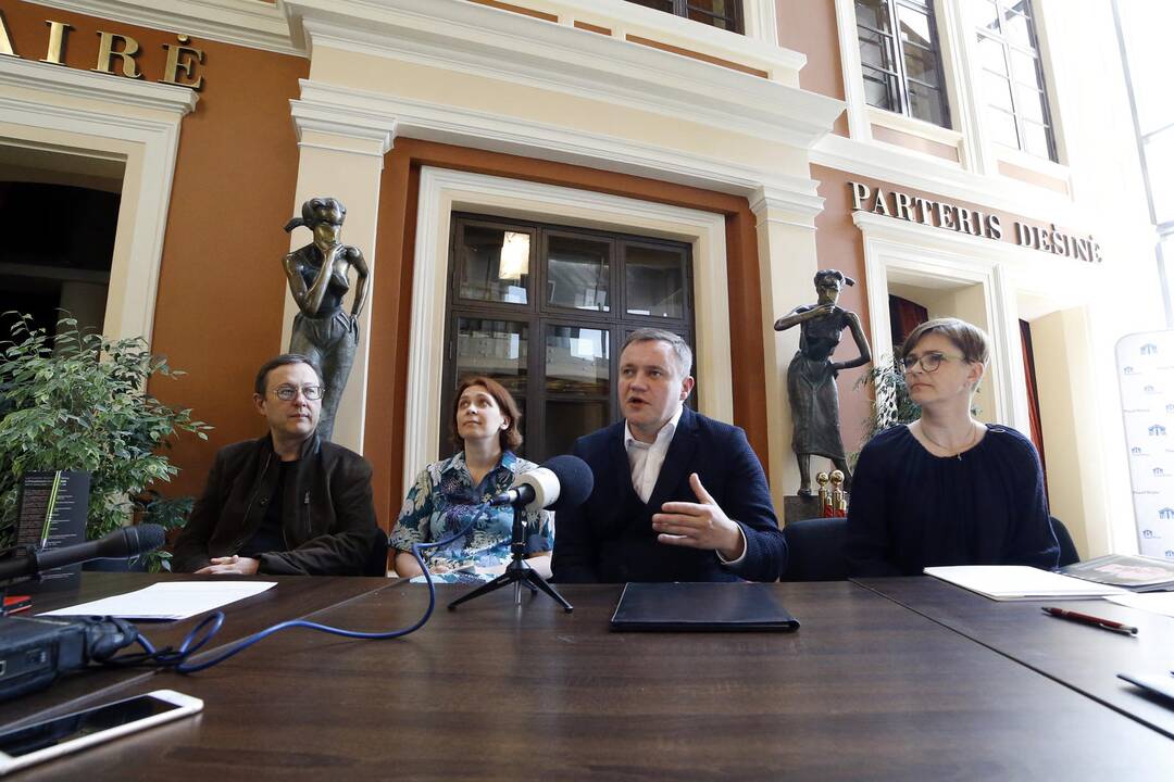 Tarptautinio teatro festivalio „TheATRIUM“ spaudos konferencija