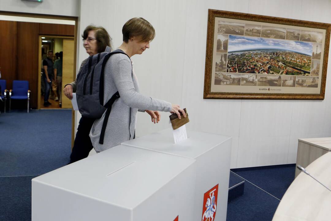 Išankstinis balsavimas antrajame prezidento rinkimų ture
