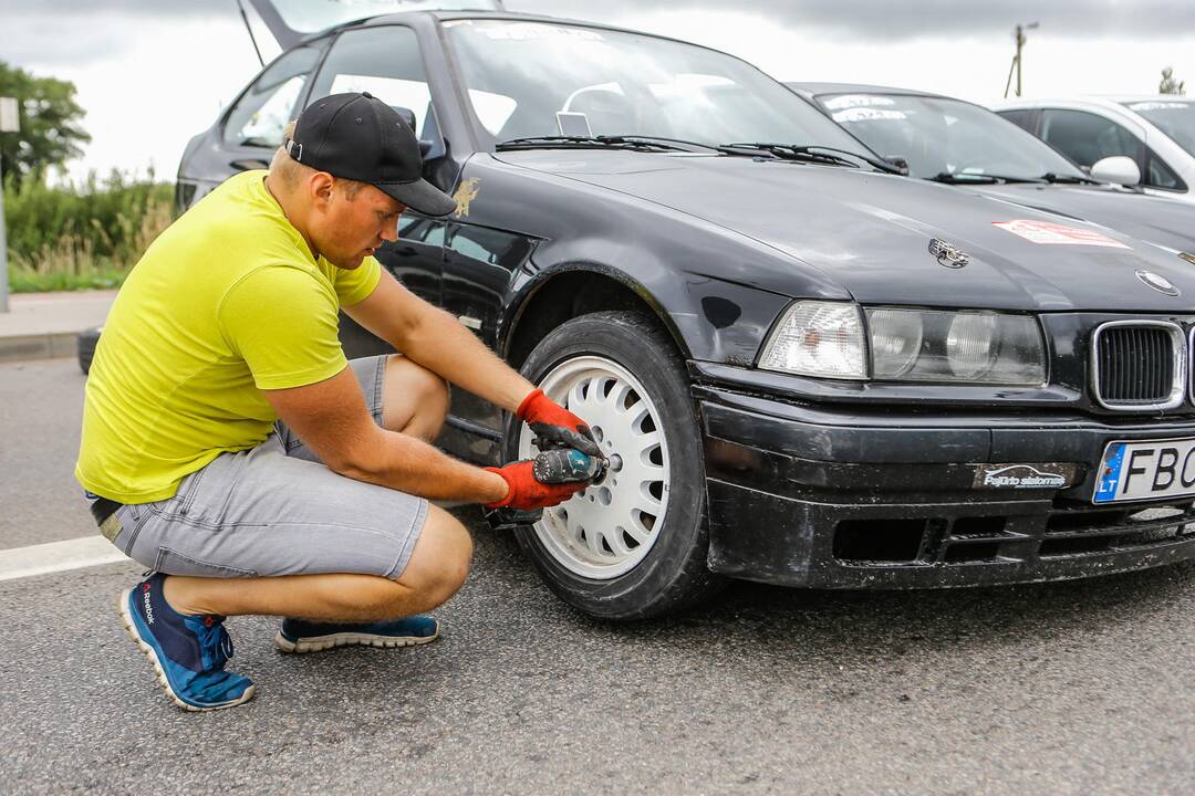 Automobilių slalomo varžybos Klaipėdoje