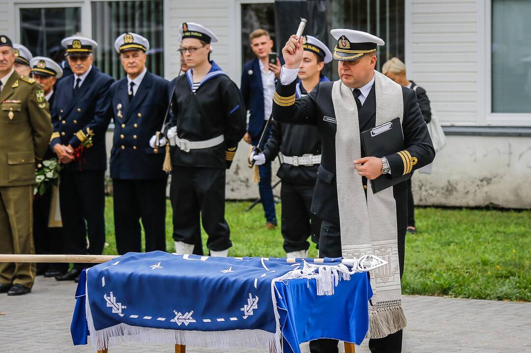 Atidaryta kadetų mokykla