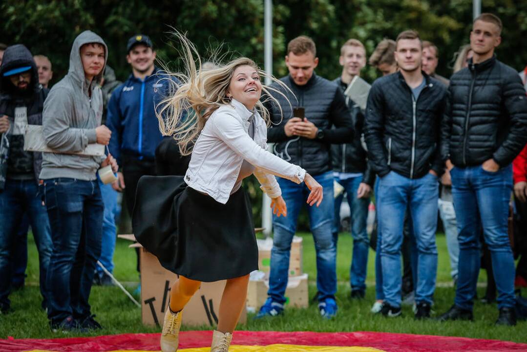 Klaviatūrų mėtymo čempionatas