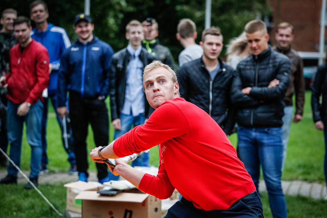 Klaviatūrų mėtymo čempionatas