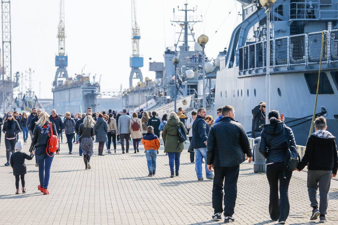 NATO laivų lankymas