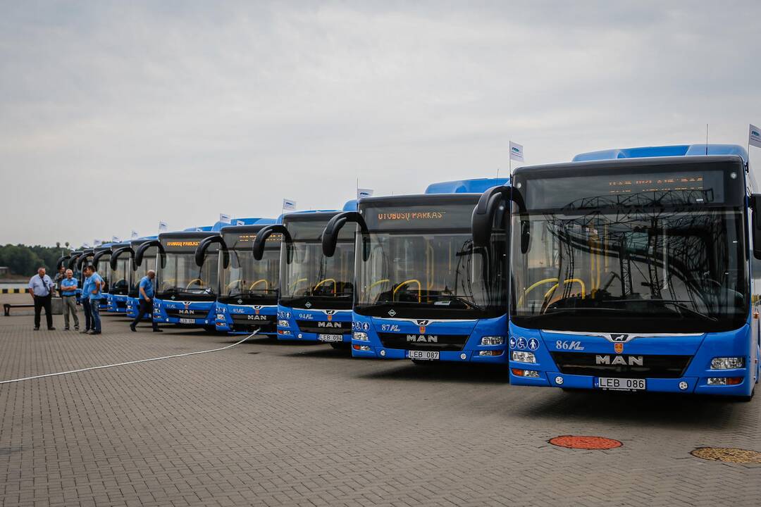 Pristatyti nauji miesto autobusai