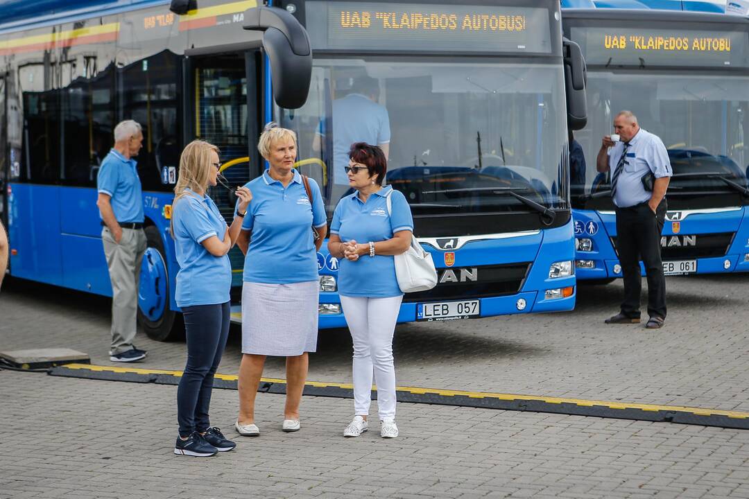 Pristatyti nauji miesto autobusai