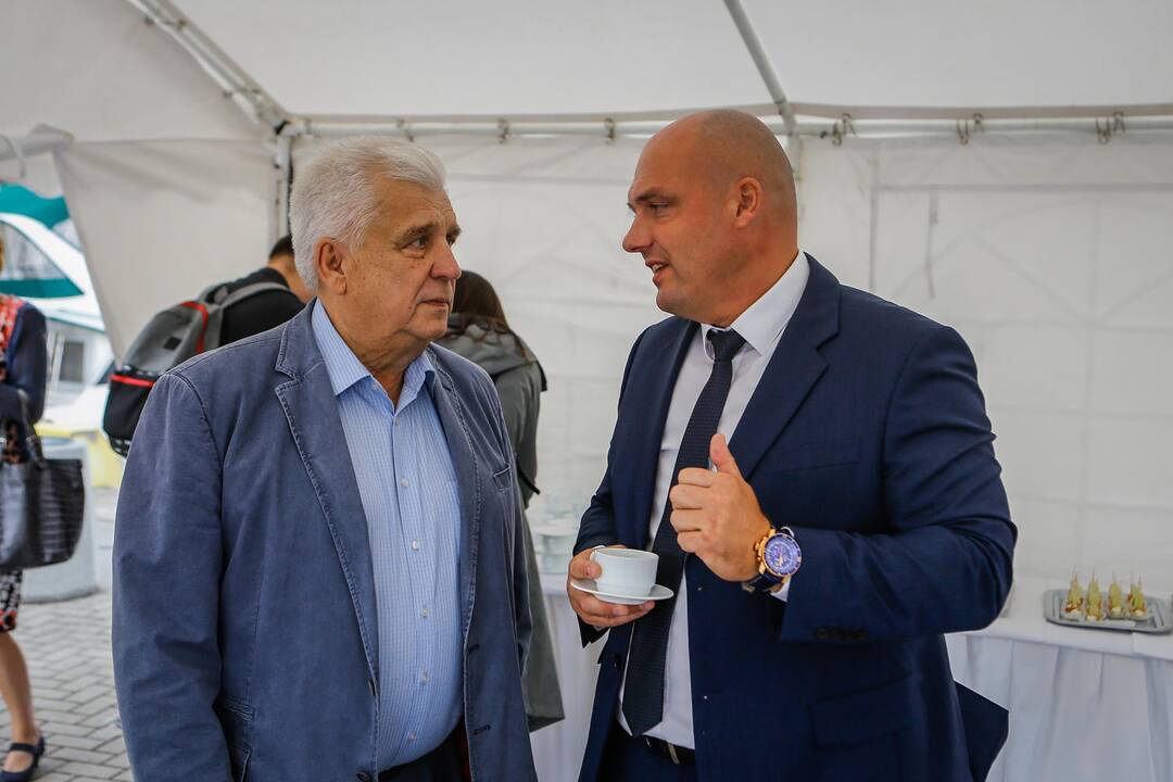 Pristatyti nauji miesto autobusai
