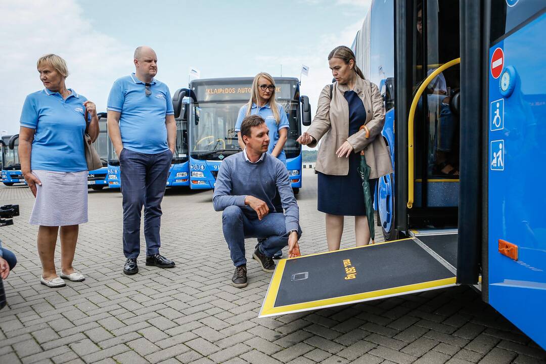 Pristatyti nauji miesto autobusai