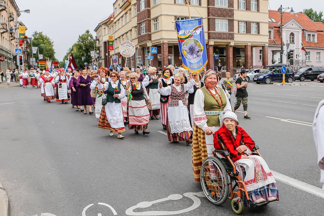 Klaipėda iškilmingai švenčia Valstybės dieną